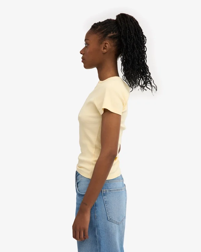 Camiseta orgánica de canalé - Amarillo suave