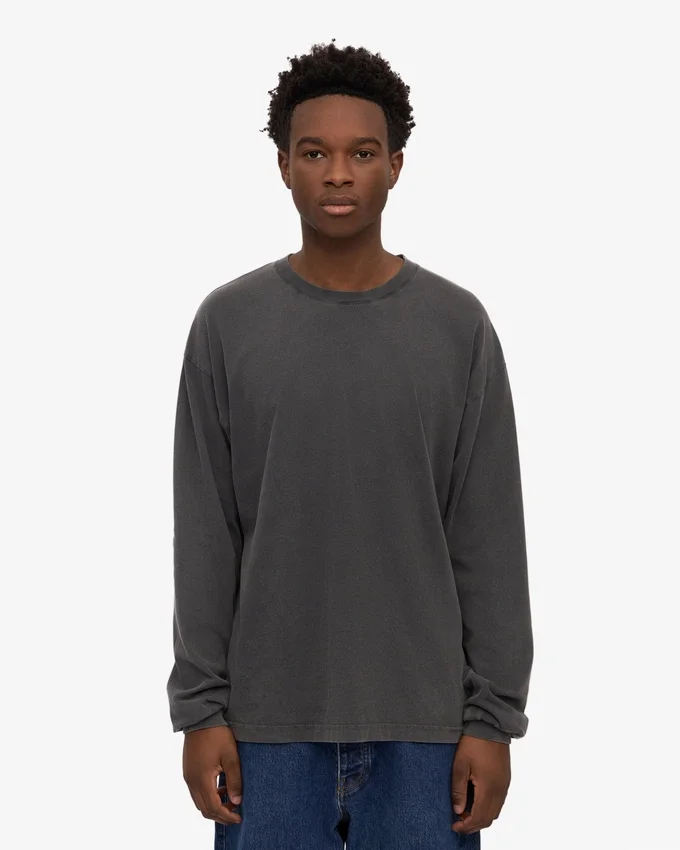 Camiseta orgánica de manga larga oversize - Negro descolorido