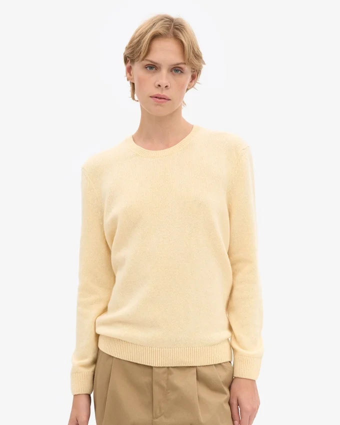 Jersey clásico de cuello redondo de lana merina para mujer - Amarillo suave