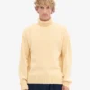 Jersey de cuello alto de lana merina - Amarillo suave