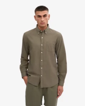 Organic Button Down Shirt – Verde oliva apagado